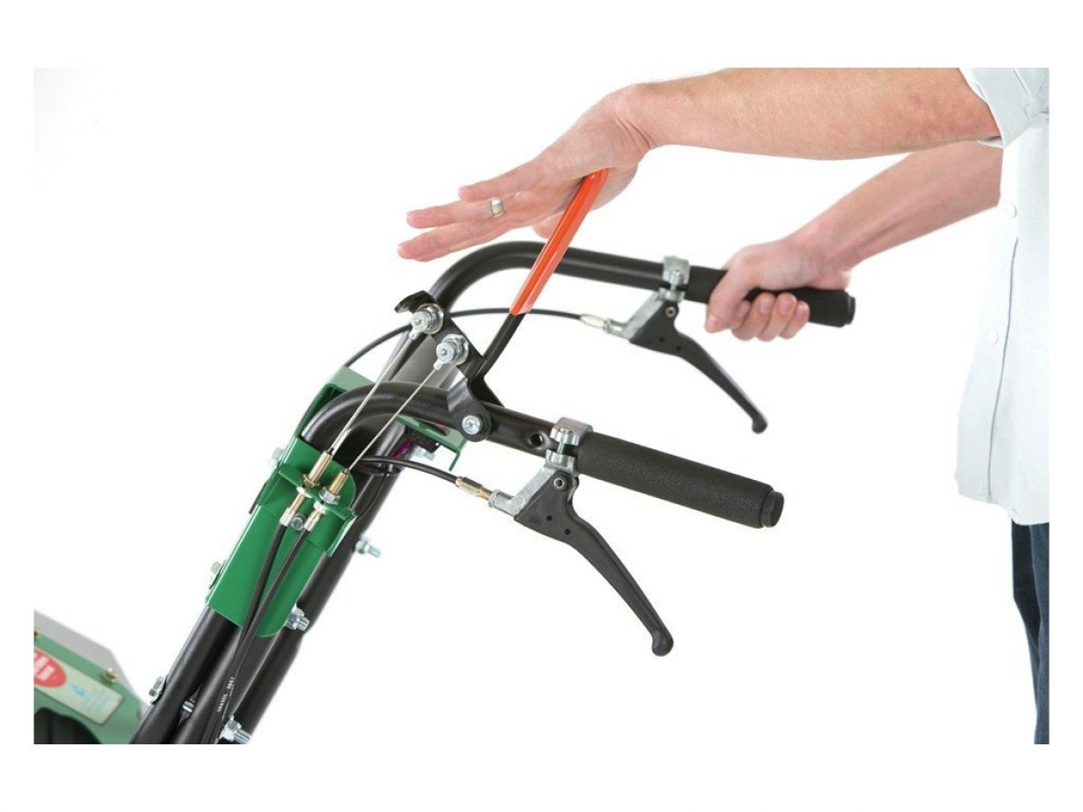 Aerifikátor Billy Goat PLUGR®25 PL2501SPV2.jpg