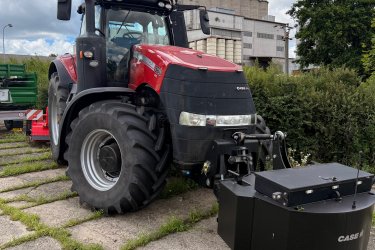 Traktor CASE Magnum 380 CVX