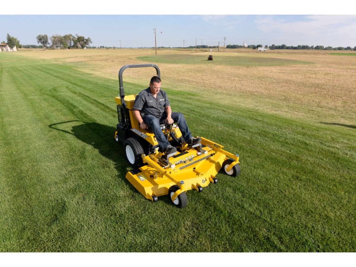 Zero Turn rider Walker H24d9.jpg