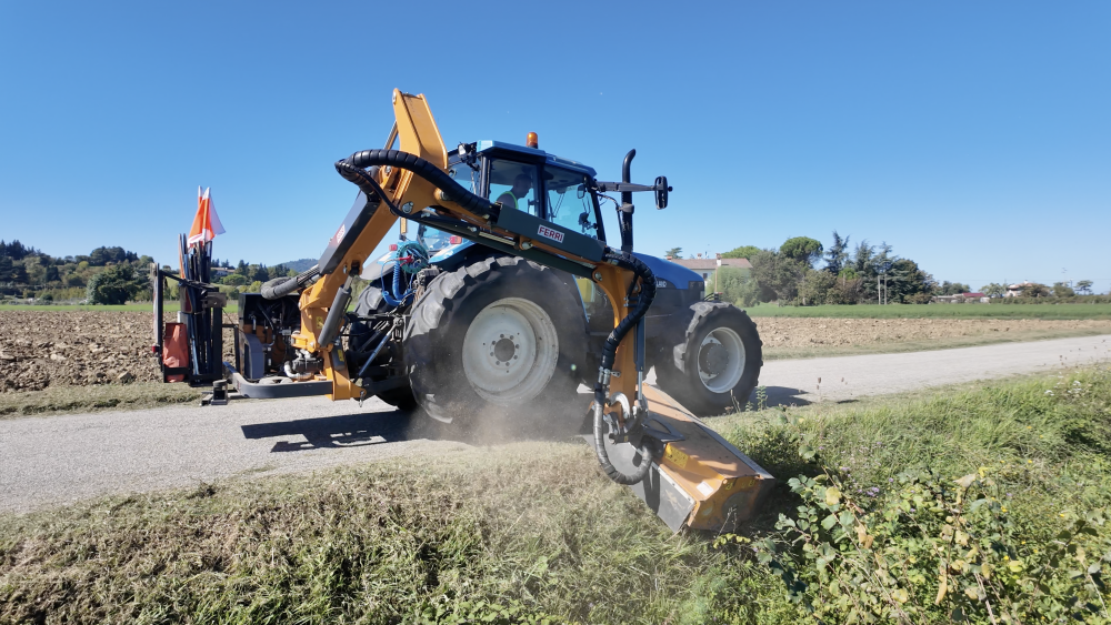 Robustní konstrukce je znakem všech příkopových ramen FERRI.png