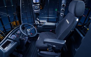 HL930A Cab.jpeg
